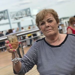 Meet your Posher, Joan